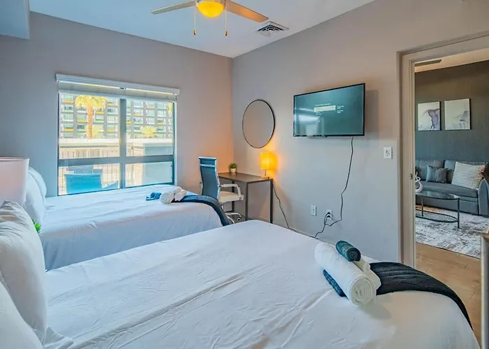 Homey 1bd - Dt Phx - Parking, Gym, Pool - Sleeps 6
