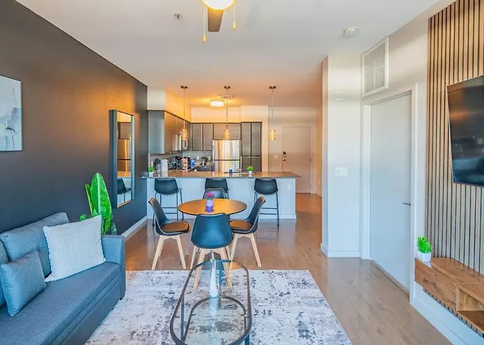 Homey 1bd - Dt Phx - Parking, Gym, Pool - Sleeps 6 Phoenix