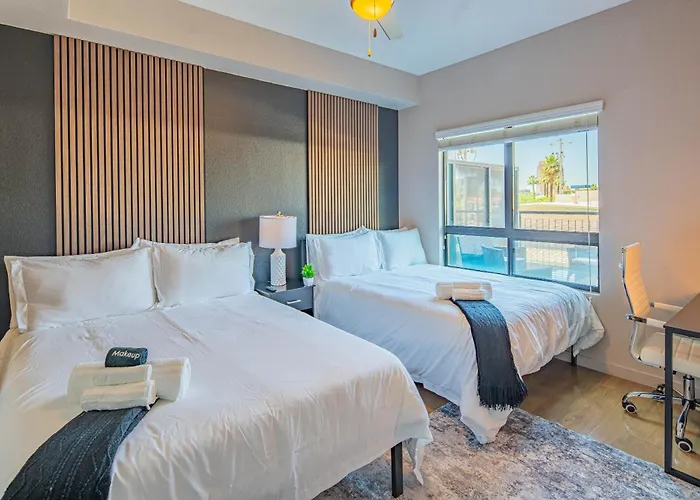 Apartment Homey 1bd - Dt Phx - Parking, Gym, Pool - Sleeps 6 Phoenix